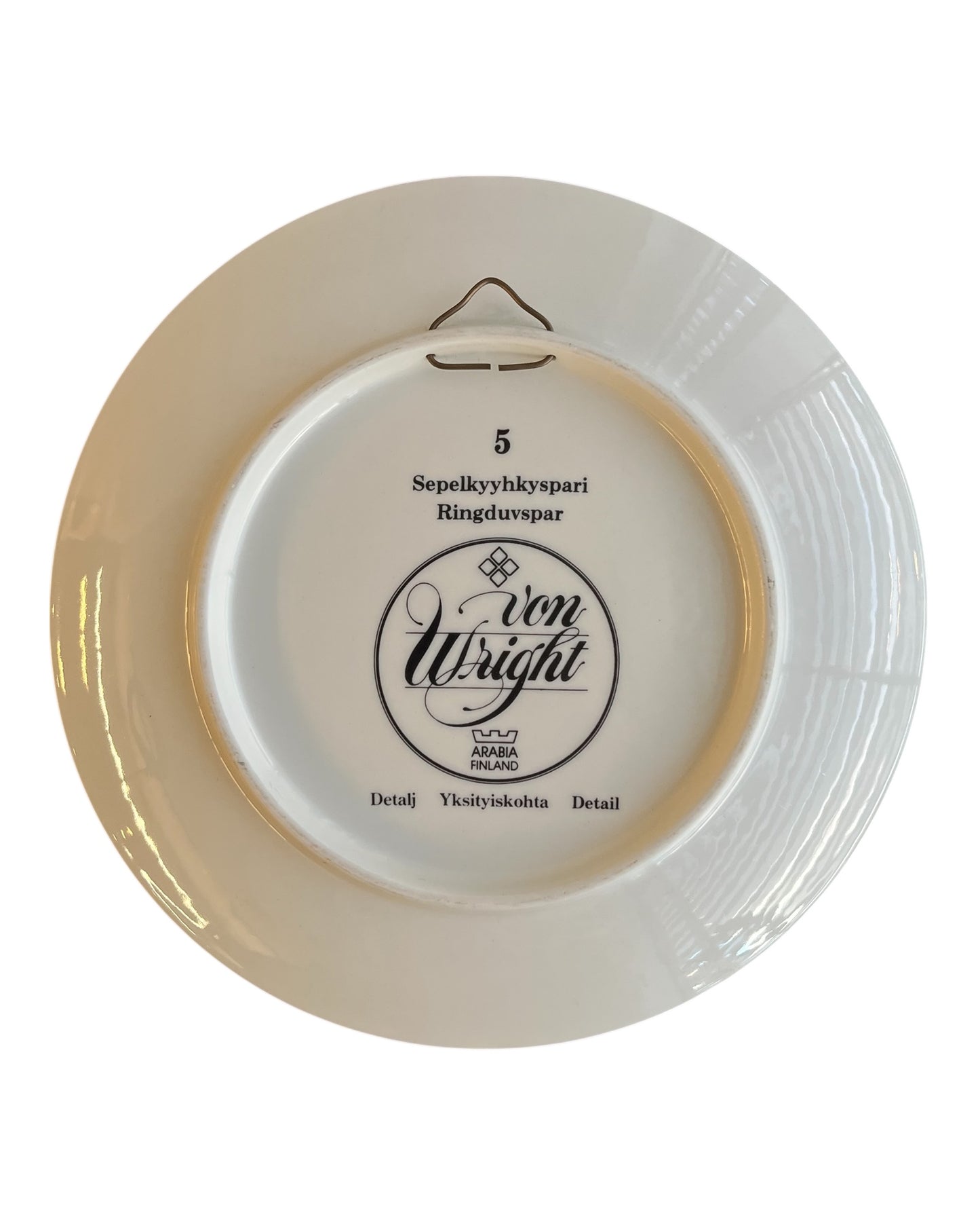 Arabia Sepelkyyhkyspari Wall Plate