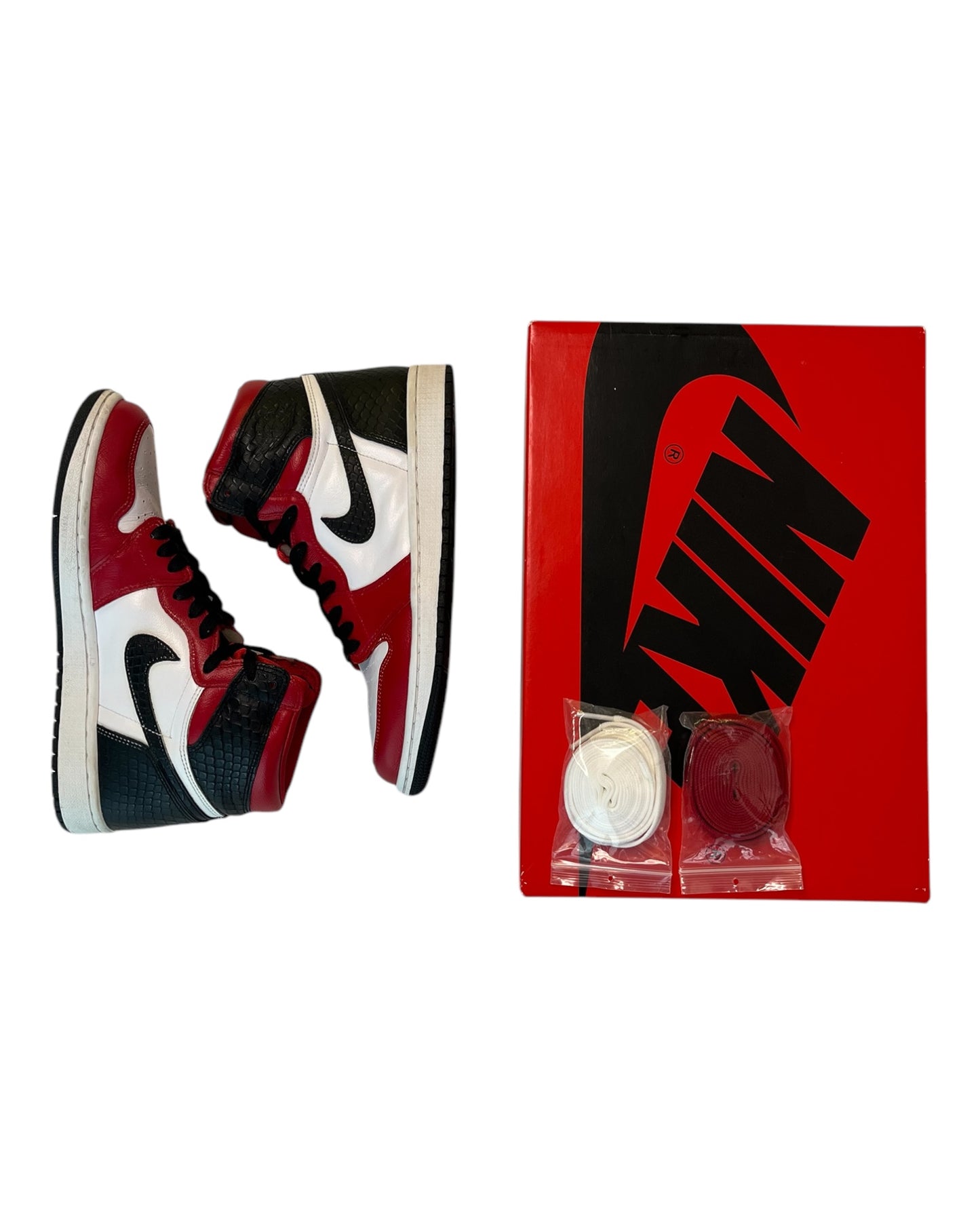 Nike Women's Air Jordan 1 Retro High Satin Snake (US8)