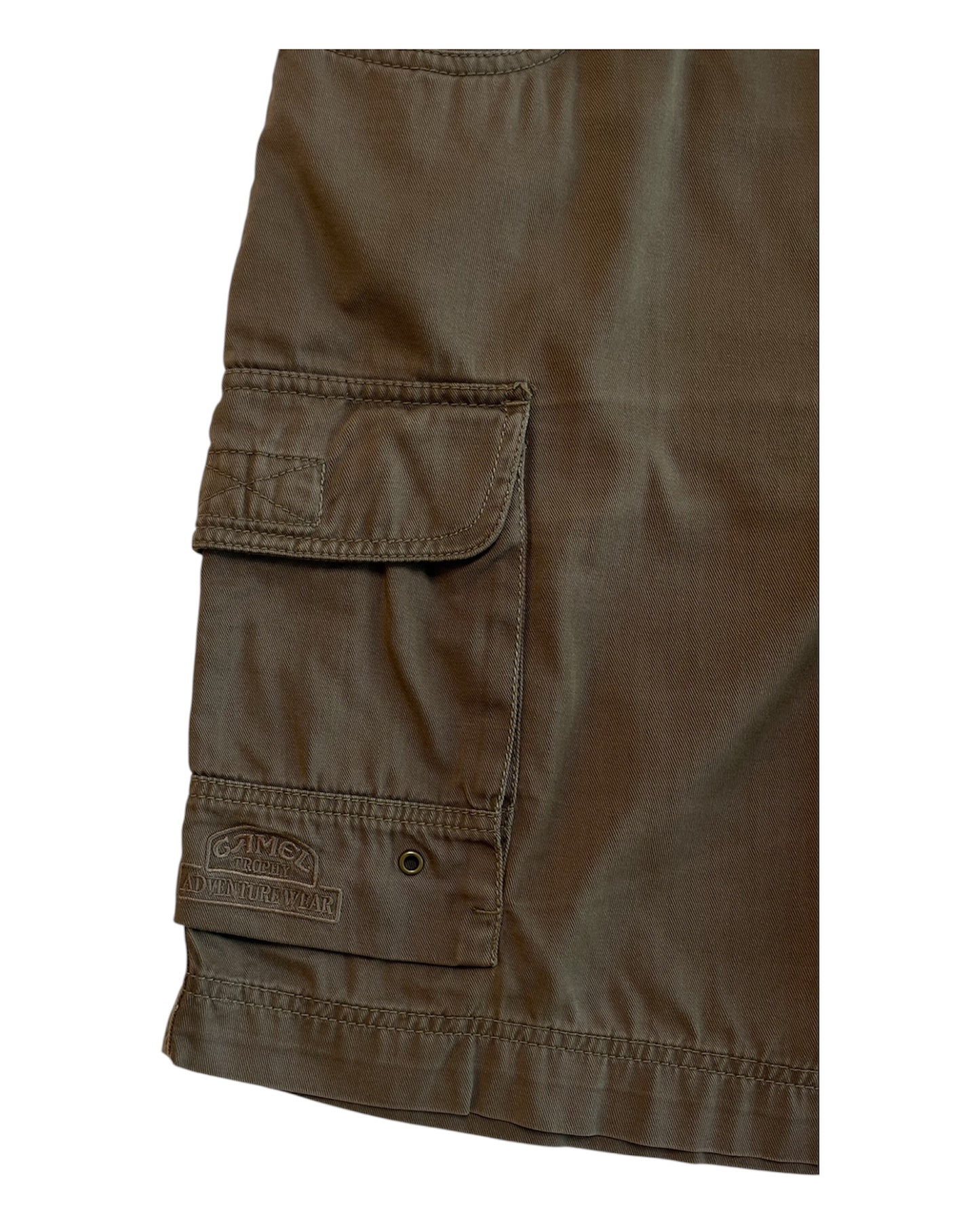 Camel Cargo Shorts (L)